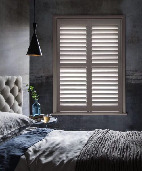 shutterlux-wood-shutters-hardwood-custom-toronto-hamilton-markham-oakville-scarborough-stcatharines